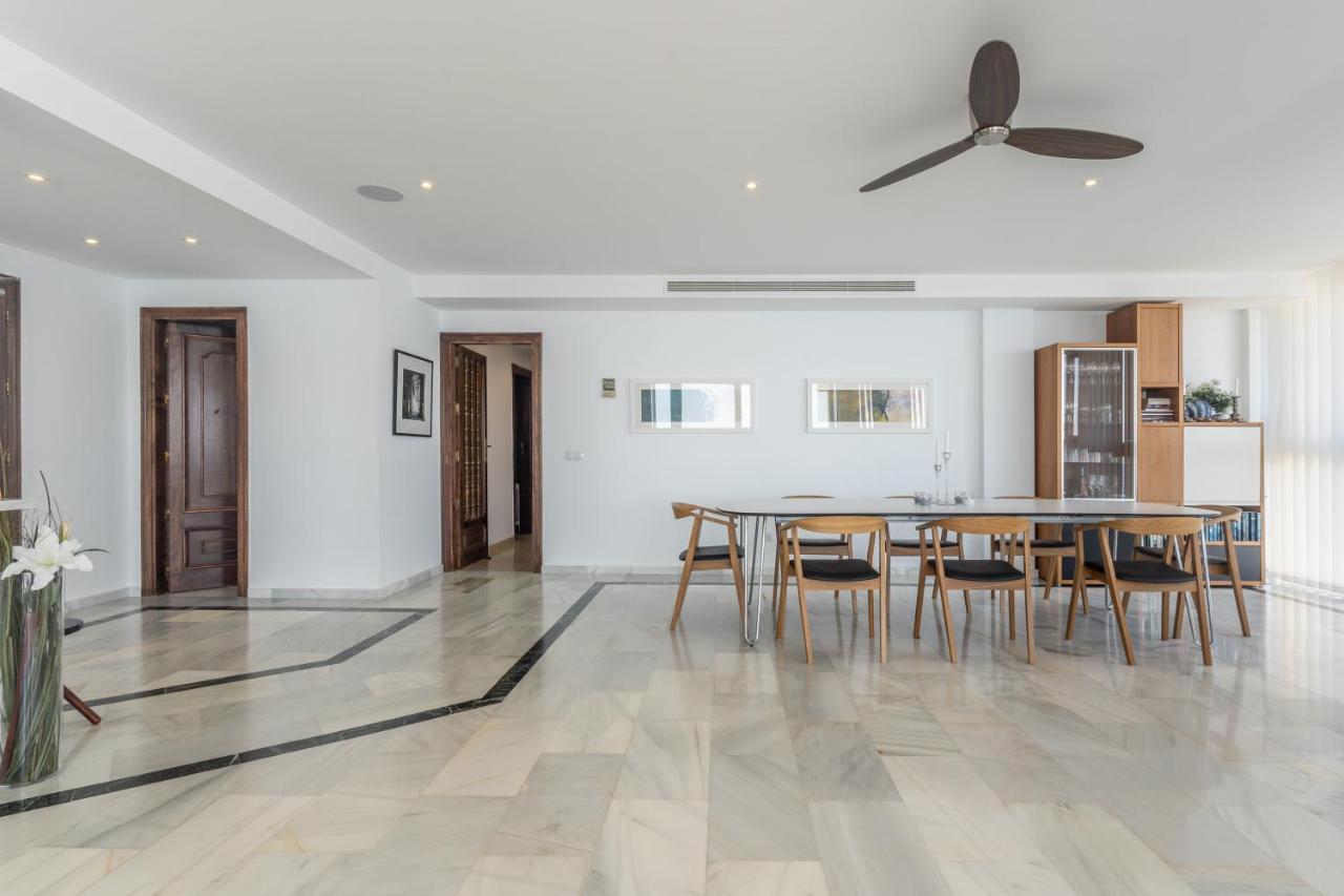 Unique First Line Apartment Marbella Exterior photo